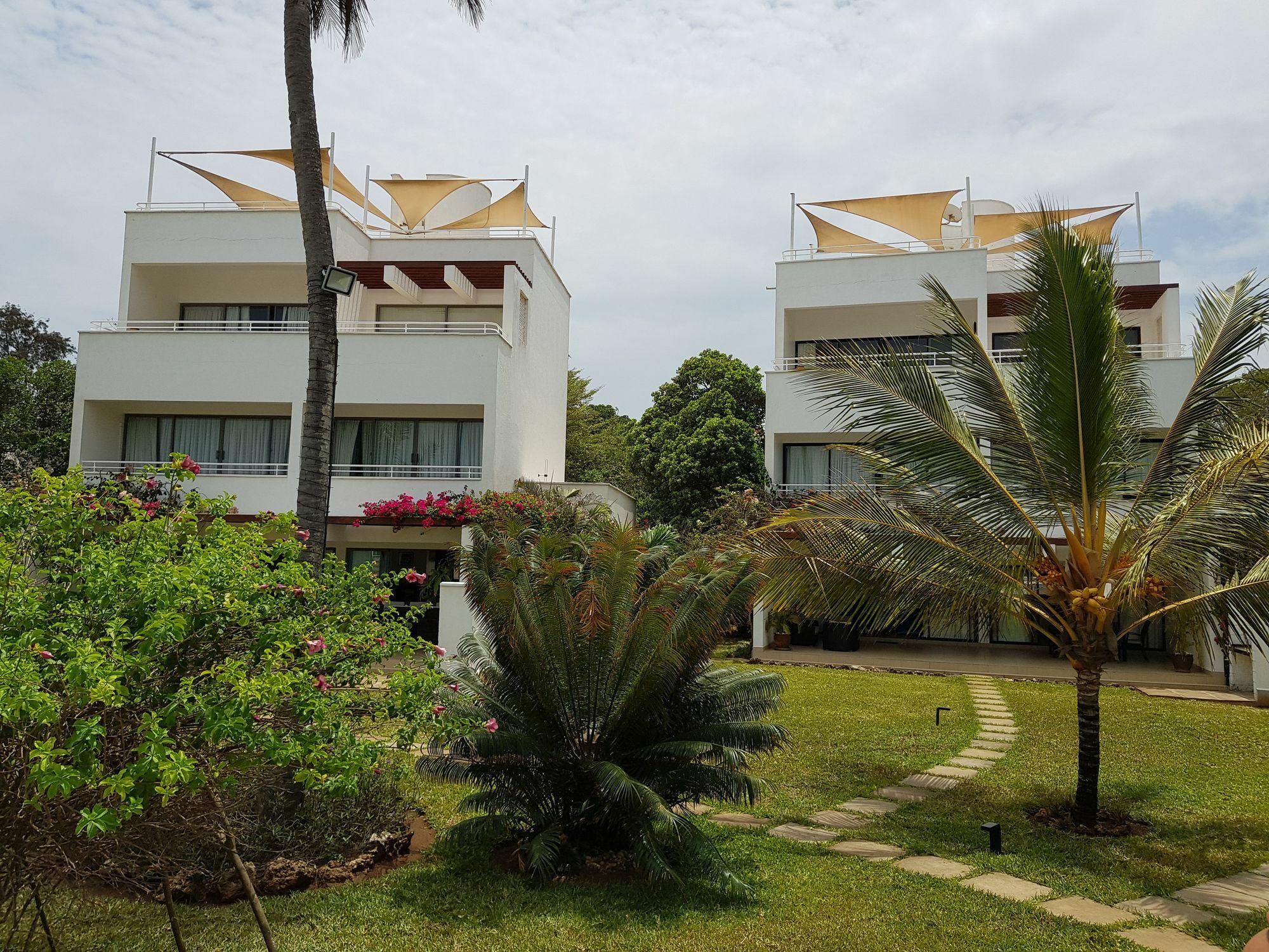 Villa Kalista Luxury Villas 迪亚尼海滩 外观 照片